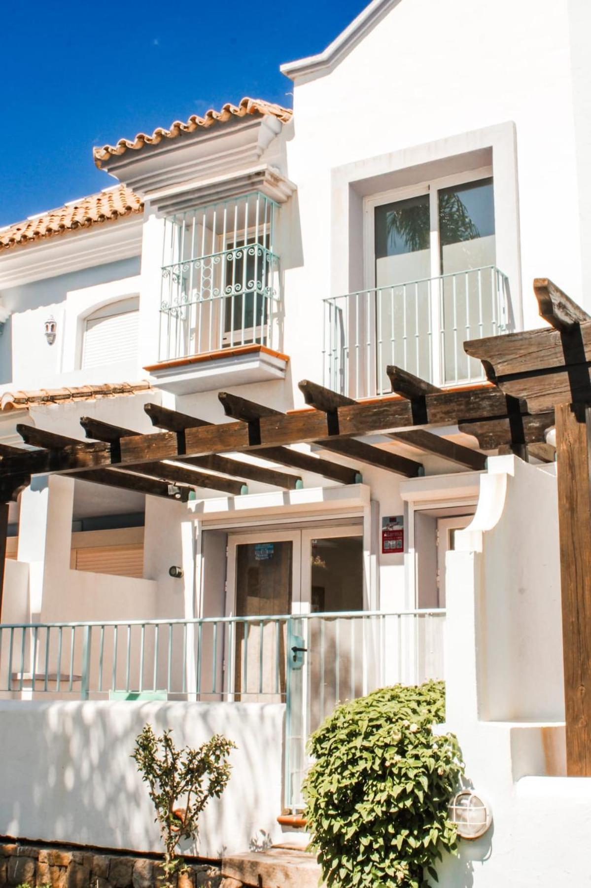 Aloha Golf Apartment